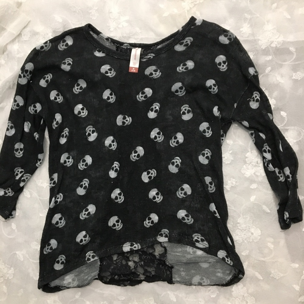 No boundaries top juniors M black, skulls, lace
